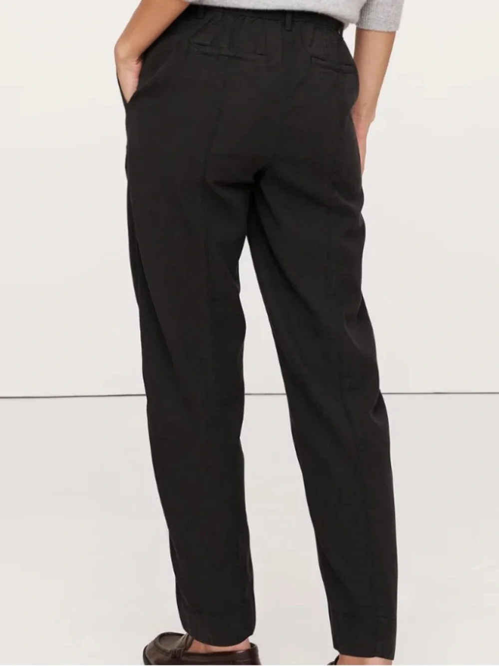 Banana Republic SUPER-SOFT SOMA HIGH-RISE RELAXED BARREL LEG PANT black size M